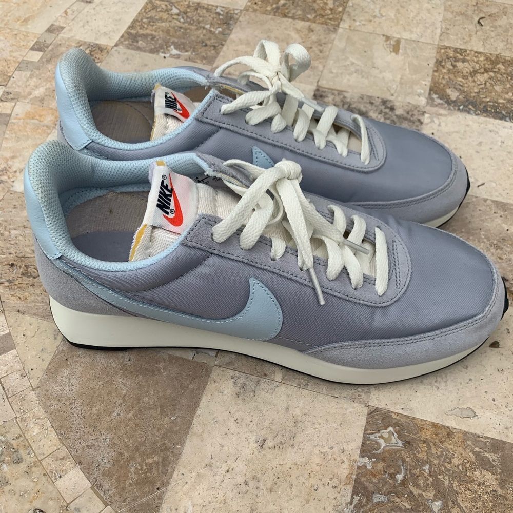 Nike daybreak shoes brand new